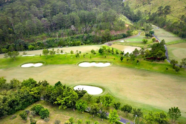 What Are the Top Public Golf Courses for a Weekend Getaway in Arizona