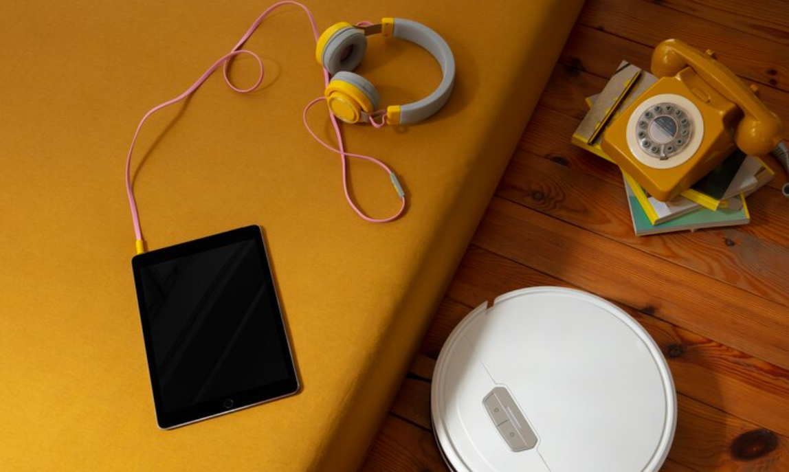 Basic Tech Gadgets Every Home Needs in 2025