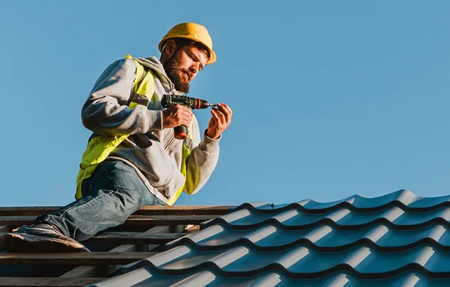 Signs You Need to Call a Roofing Contractor for Roof Repair