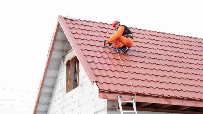 The Importance of Proper Insulation in Roofs for Energy Savings